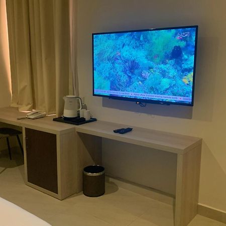 The Lofts Kuwait Fintas Hostel Kuwait City ภายนอก รูปภาพ