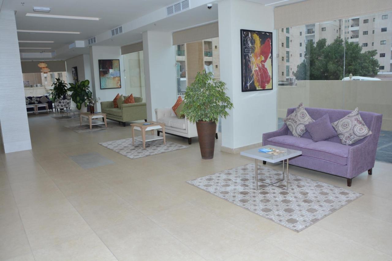 The Lofts Kuwait Fintas Hostel Kuwait City ภายนอก รูปภาพ