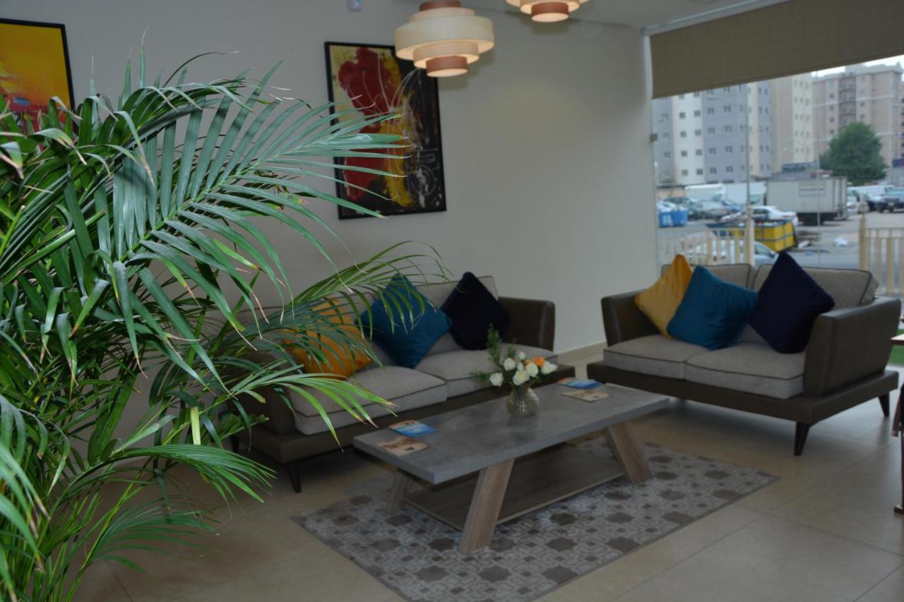 The Lofts Kuwait Fintas Hostel Kuwait City ภายนอก รูปภาพ